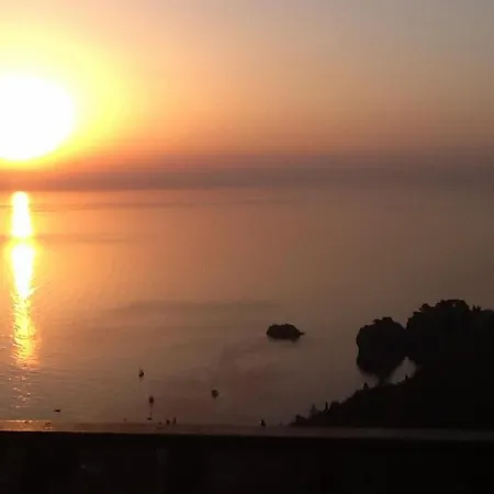 Apartment Spacious In With Sea View And Balconies