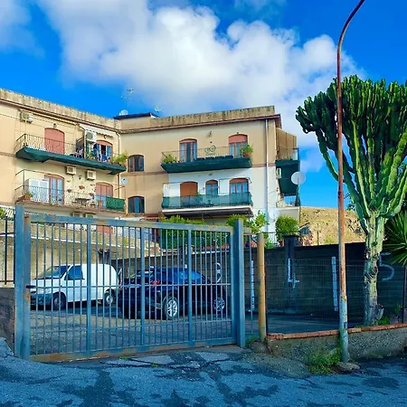 Spacious In With Sea View And Balconies *