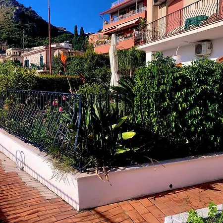 Spacious In With Sea View And Balconies *