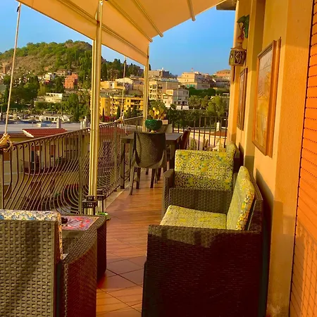 Spacious In With Sea View And Balconies *