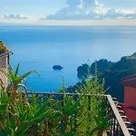 Spacious In With Sea View And Balconies Appartement *