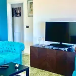 Spacious In With Sea View And Balconies * Taormina