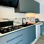 Appartement Spacious In With Sea View And Balconies *