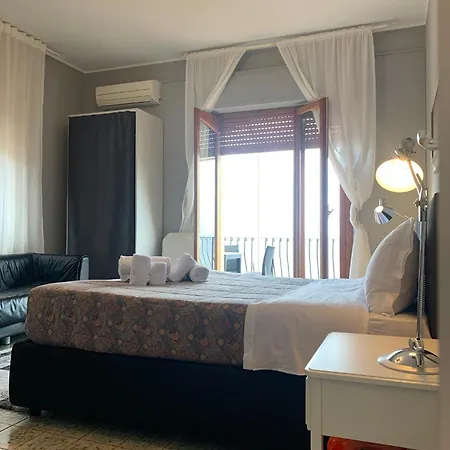 Spacious In With Sea View And Balconies Daire *